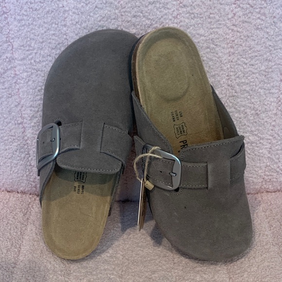 Project Cloud Shoes - Project Cloud Manchester Genuine Leather Clog in Storm Suede